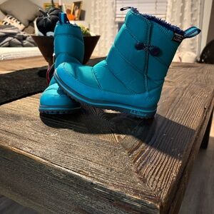 L.L. Bean Kids Blue Winter Boots